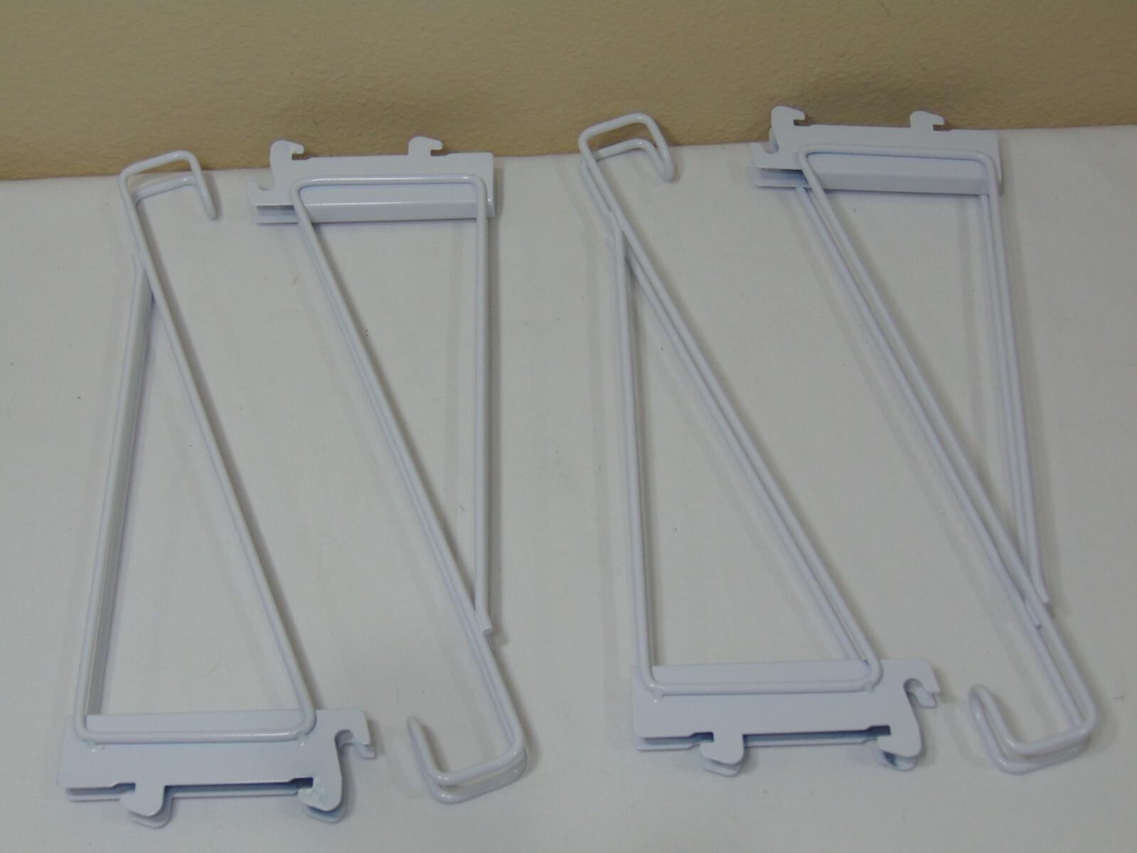 20 Rubbermaid Configuration Shoe Shelf Support Brackets White Fasttrack Closet gallery