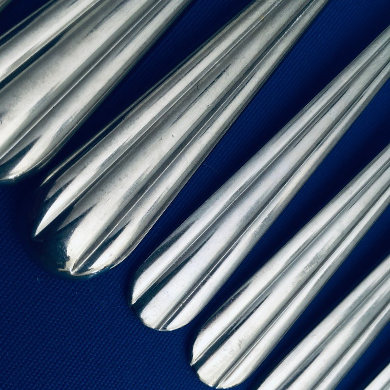 Oneida USA UNITY Stainless 7 Dinner Forks 7 3/4" + 1 Teaspoons 3 Dinner Knives gallery