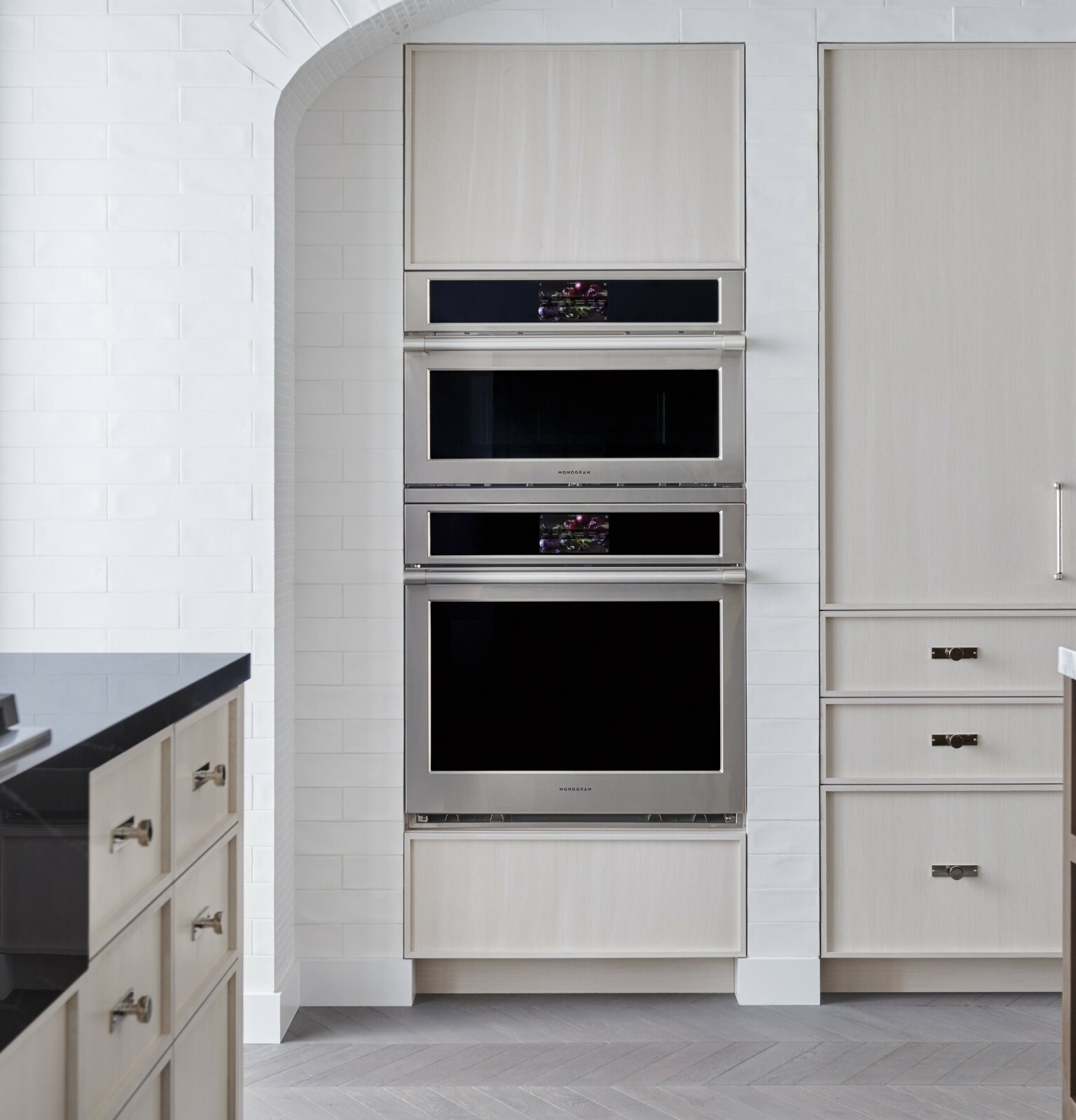 Monogram 30" 5 in 1 Oven with Advantium Technology 240V - ZSB9232NSS gallery