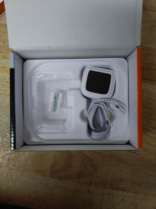 CE Wi-Fi and Bluetooth Smart Programmable Thermostat Powered by Hubspace gallery