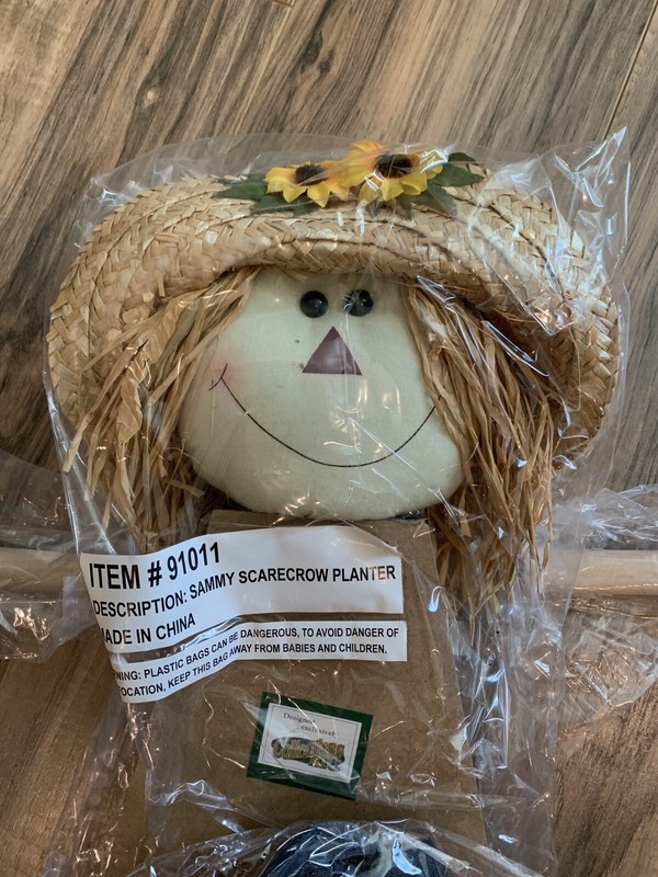 Sammy Scarecrow Planter - Assembly Required Please See Picture Approx 46” Tall gallery