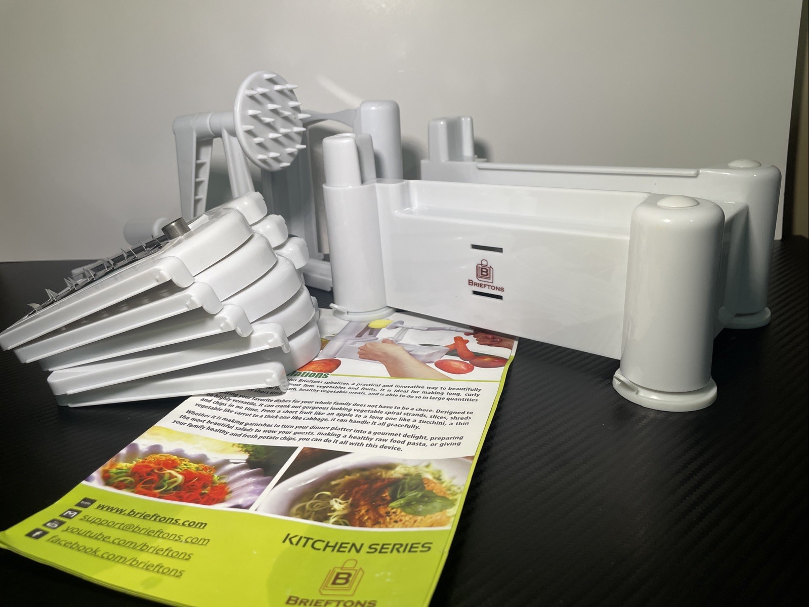 Brieftons 5-Blade Spiralizer Vegetable & Fruit Spiral Slicer Kit #BR-5B-02 gallery