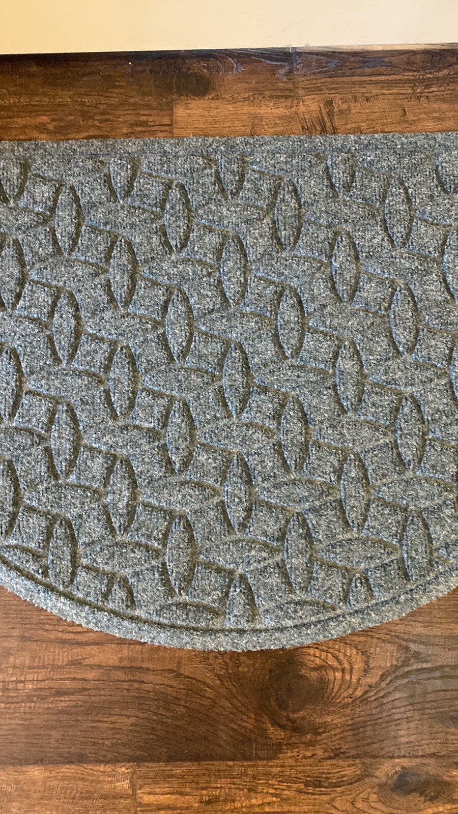 Weather Guard Diamonds & Skid Resistant 18” x 28” Door Mat in medium gray gallery