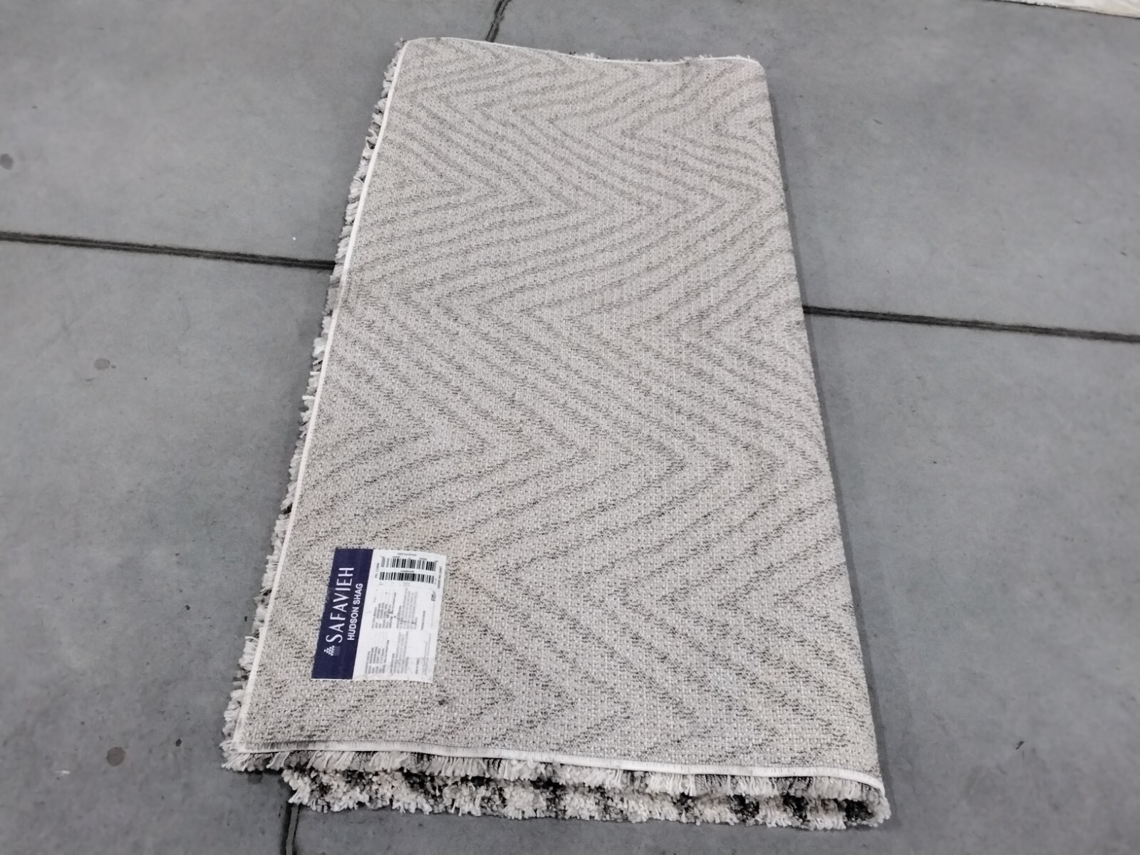 IVORY / GREY 5' X 5' Square Back Stain Rug, Reduced Price 1172735746 SGH375A-5SQ gallery