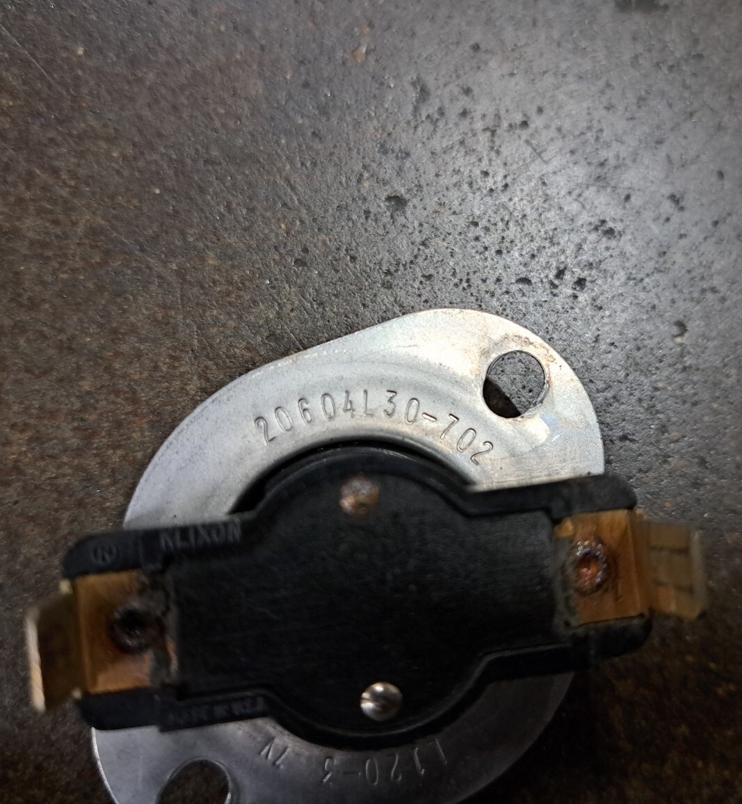 Carrier L120-3 7V Limit Switch (20604L30-702) gallery