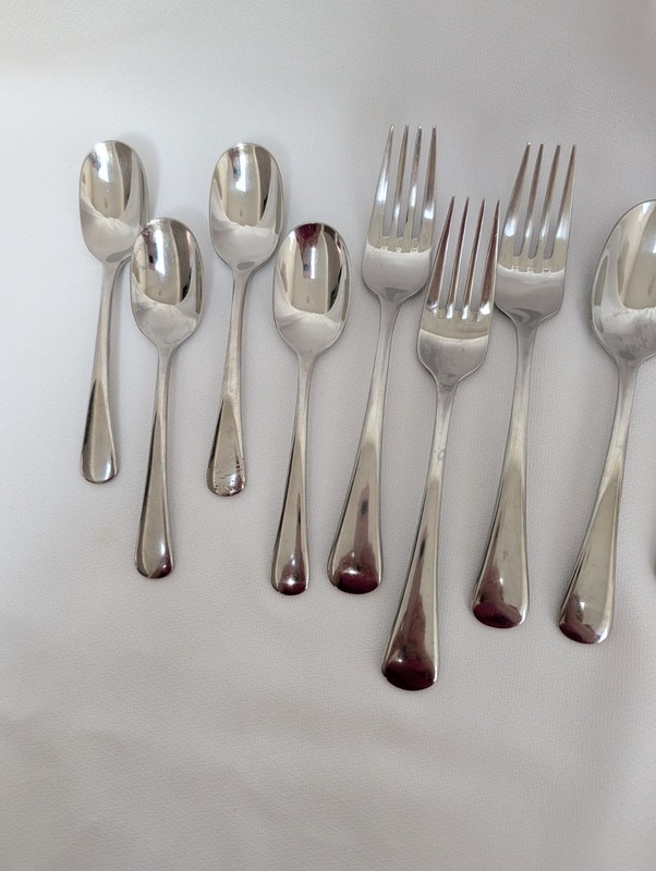 20 Oneida Sant Andrea Mixed Set Flatware Stainless 18/10 gallery