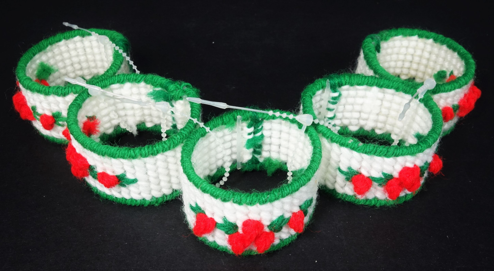 5 Holiday Napkin Rings Plastic Canvas Needle Craft Needlepoint Xmas Christmas gallery