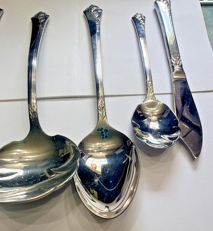 Oneida Cube Damask Rose Stainless Flatware Serving Set Of 6 gallery