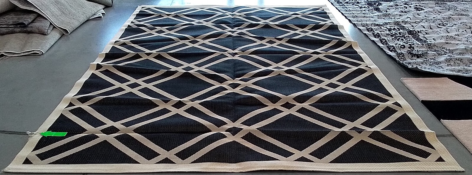 BLACK / BEIGE 9'-0" x 12'-0" Damaged Rug, Reduced Price 1172768305 CY6923-266-9 gallery
