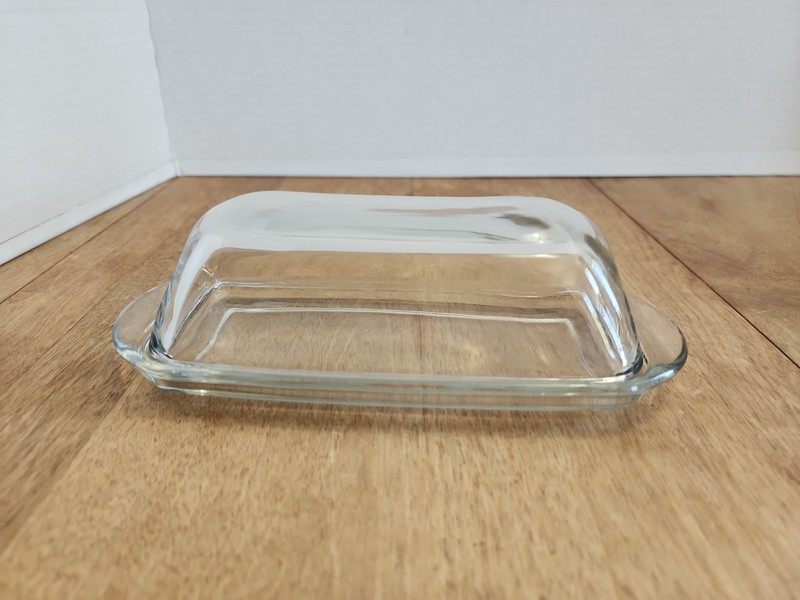 Rectangular Classic  Clear Glass Butter Dish  with Lid  7-1/2" x 3-1/4" x 2" gallery