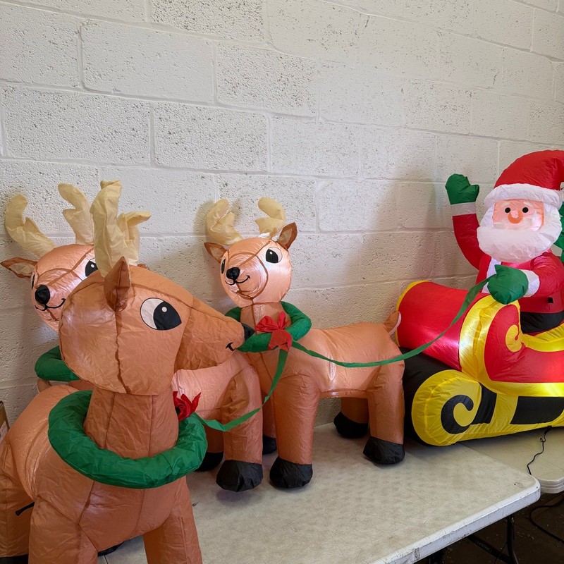 VINGLI 10FT Outdoor Inflatable Light-Up Christmas Decor; Santa Sleigh & Reindeer gallery