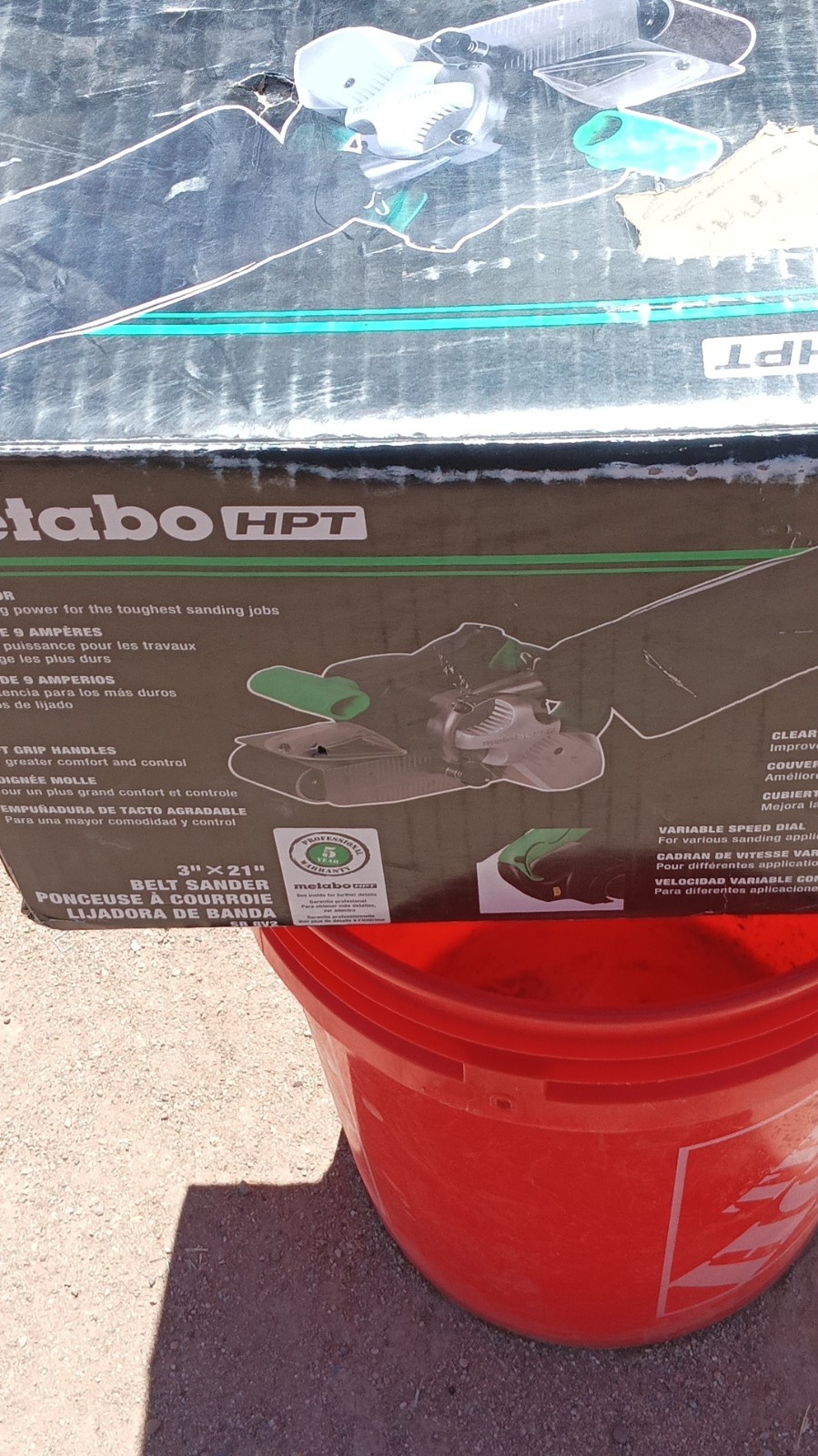 Metabo HPT SB8V2M 9.0 Amp Variable Speed 3" x 21" Corded Compact Belt Sander New gallery