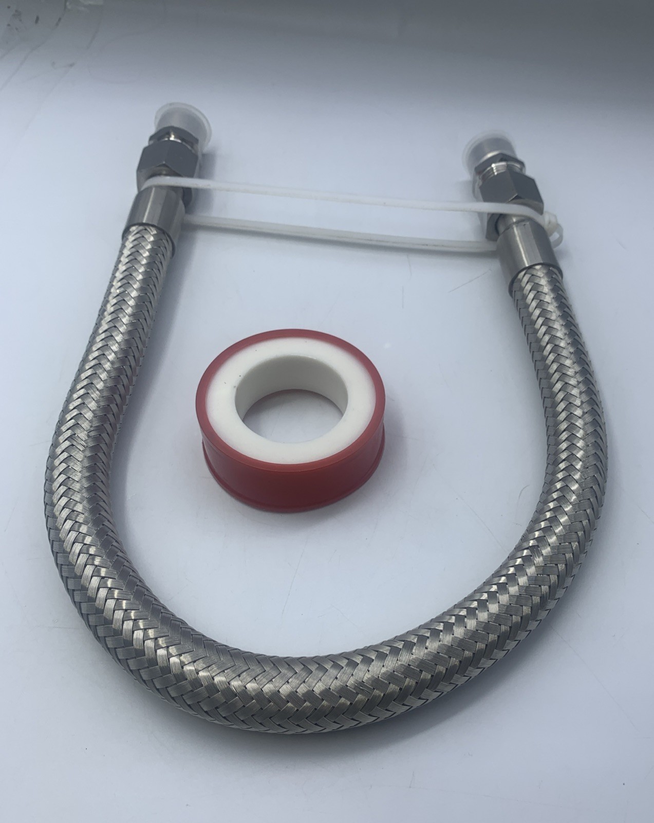Industrial Grade Compressor Jumper Hose, 1/2" NPT Male X 20" Length Hose 750°F gallery