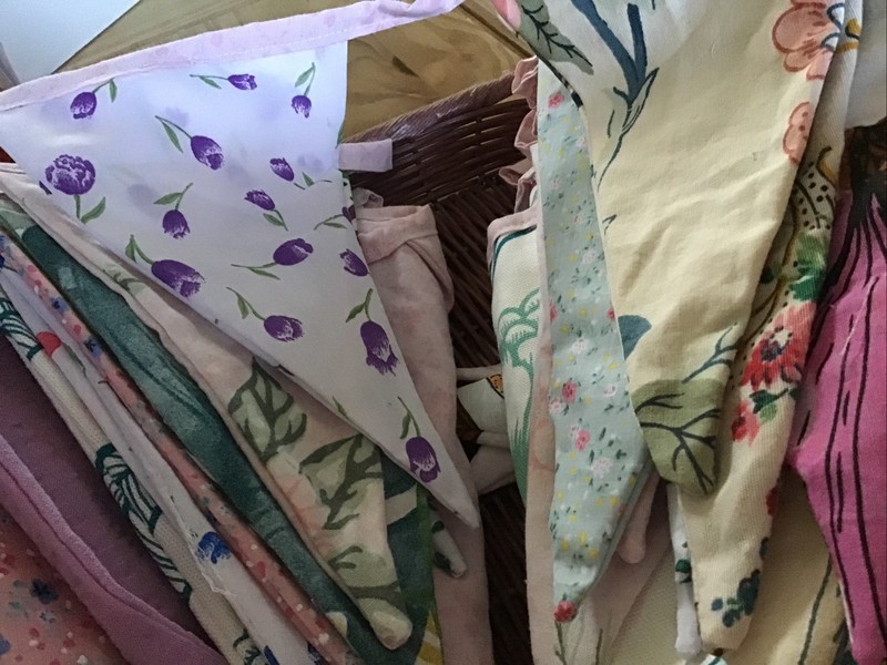 Handmade Double Sided Bunting 125 Flags Apx 25m - Mixed Blue, Pink, Green Floral gallery