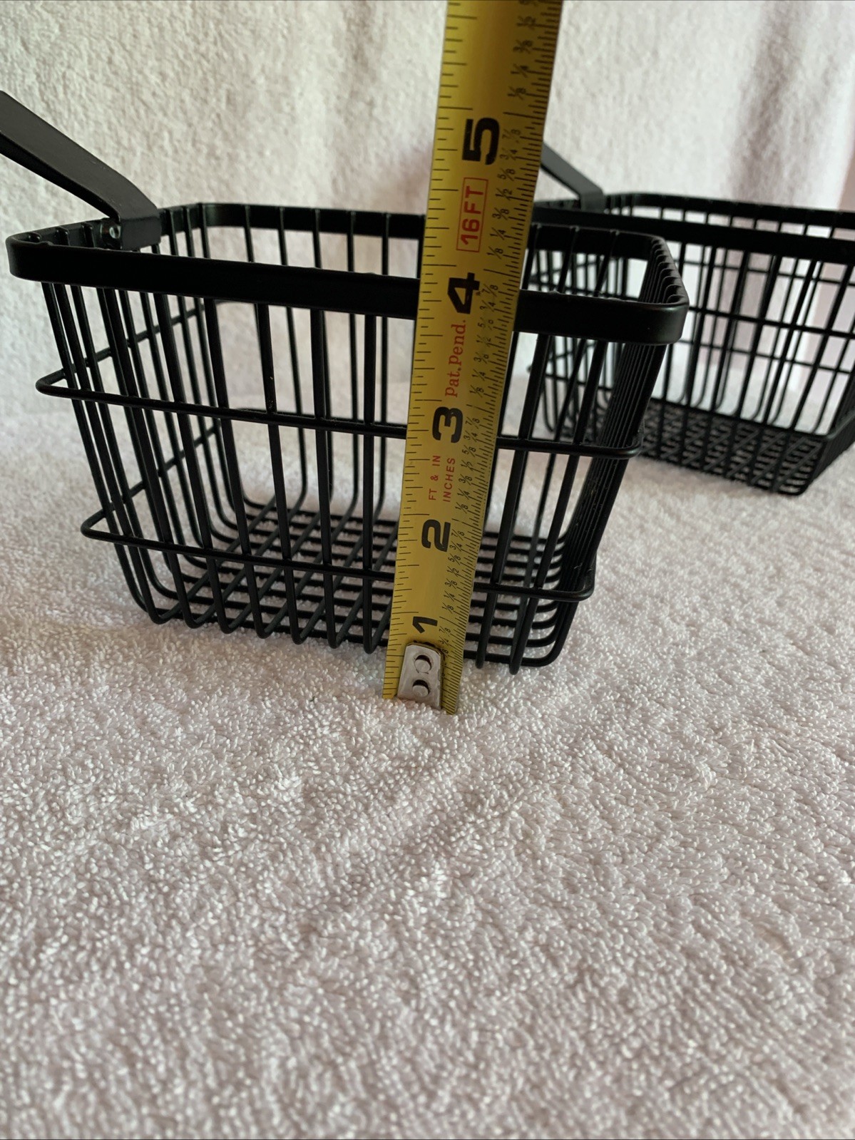 2) Restaurant Style Wire Serving Baskets, For Fries,Onion Rings,Mushrooms,Chips gallery