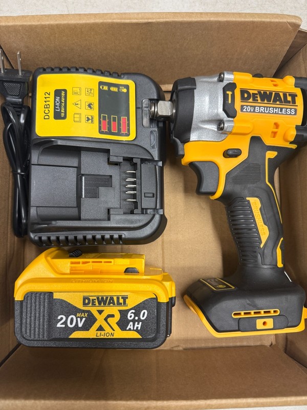 DEWALT DCF921 ATOMIC 20V MAX 1/2" Cordless Impact Wrench [NO BOX] gallery