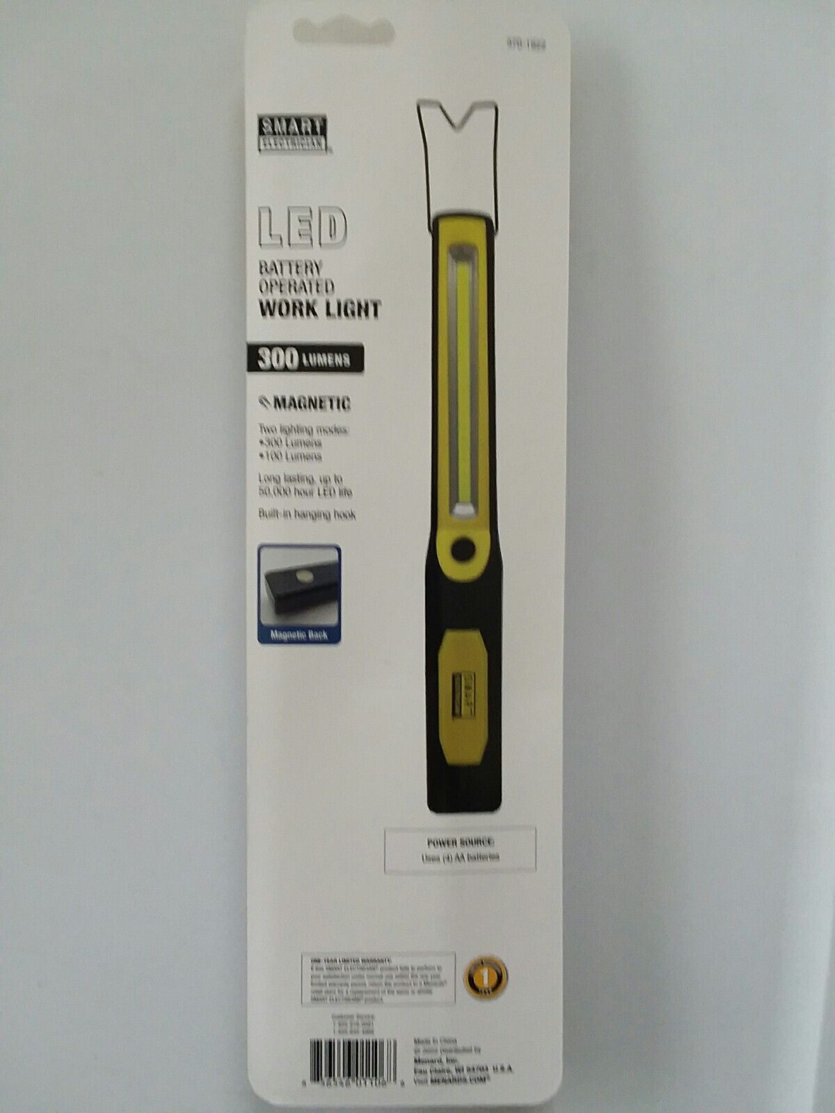 Smart Electrician 300 Lumen LED Battery Operated Handheld Work Light gallery