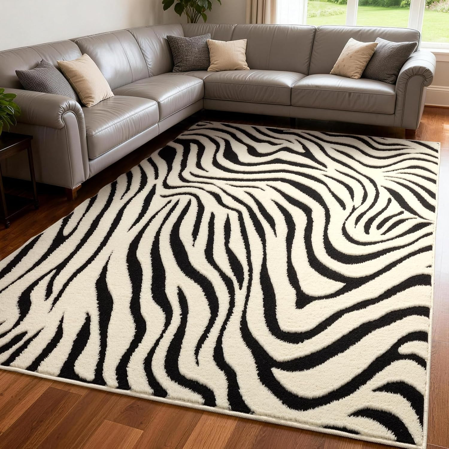 5×7 Ft Area Rugs for Living Room: Modern Washable Rug - Abstract Black and Cream gallery