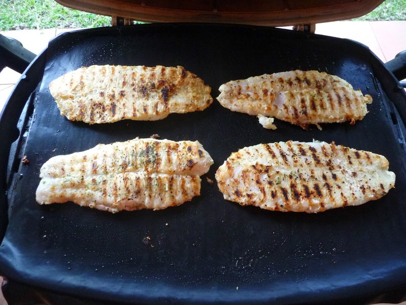 AUSSIE BBQ GRILL MAT RIGID (3 x Thicker) Reusable NonStick +Money Back Guarantee gallery