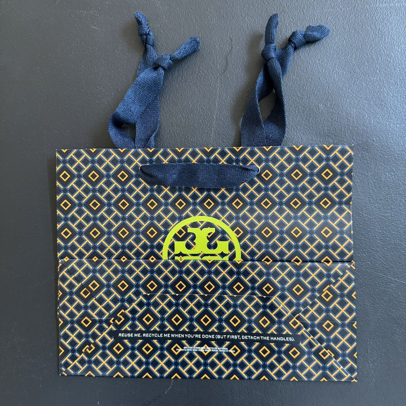 NEW Tory Burch Gift Shopping Bag & Logo Paper Tissue Small 9'' x 7'' x 3.5'' gallery