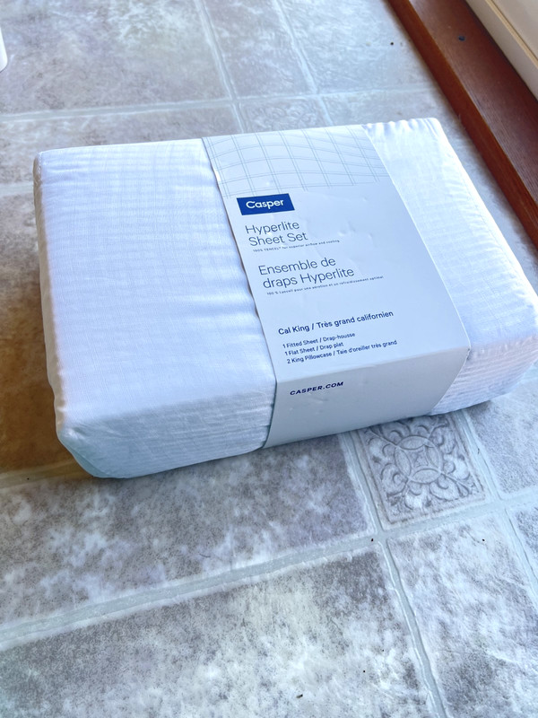 Casper Hyperlite Sheet Set (White 100% Lyocell) - Cal King gallery