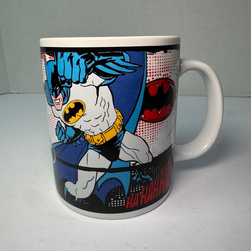 DC Comics "Caped Crusader" Batman & Joker Comic Art Ceramic Coffee Mug Vandor gallery