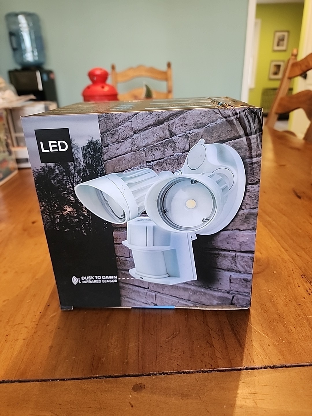Hyperikon 2-Head LED Motion Security Light 1800 Lumens never used, open box 20w gallery