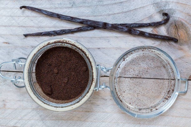 Madagascar Vanilla Bean Powder, Unsweetened (Pure Ground Raw Vanilla Beans) 1lb gallery