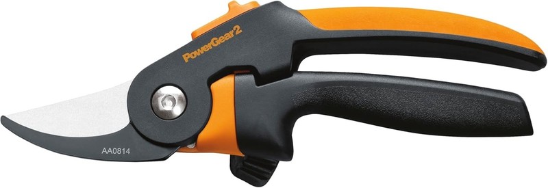 FISKARS 3.4" PowerGear2 Titanium Softgrip Bypass Pruner P552 gallery