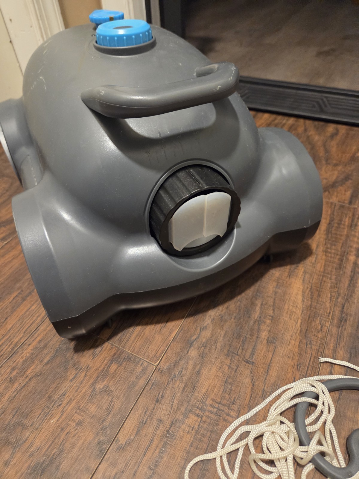 Hinice Cordless Robotic Pool Cleaner – 150 Min Runtime, 2200 Sq.Ft Coverage gallery