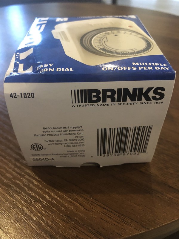 Brinks 42-1020 Mechanical Timer Grounded Plug 120V For Indoor Use Only NEW gallery