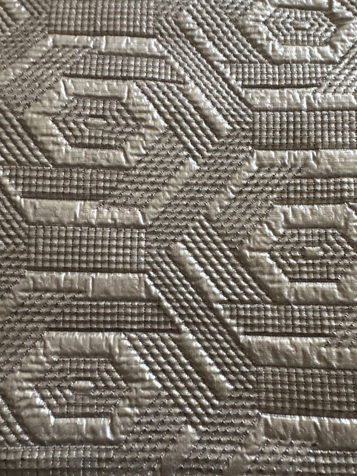 NEW Frette Quilted Coverlet – Silver Geometric – Luxury Italian Bedding gallery