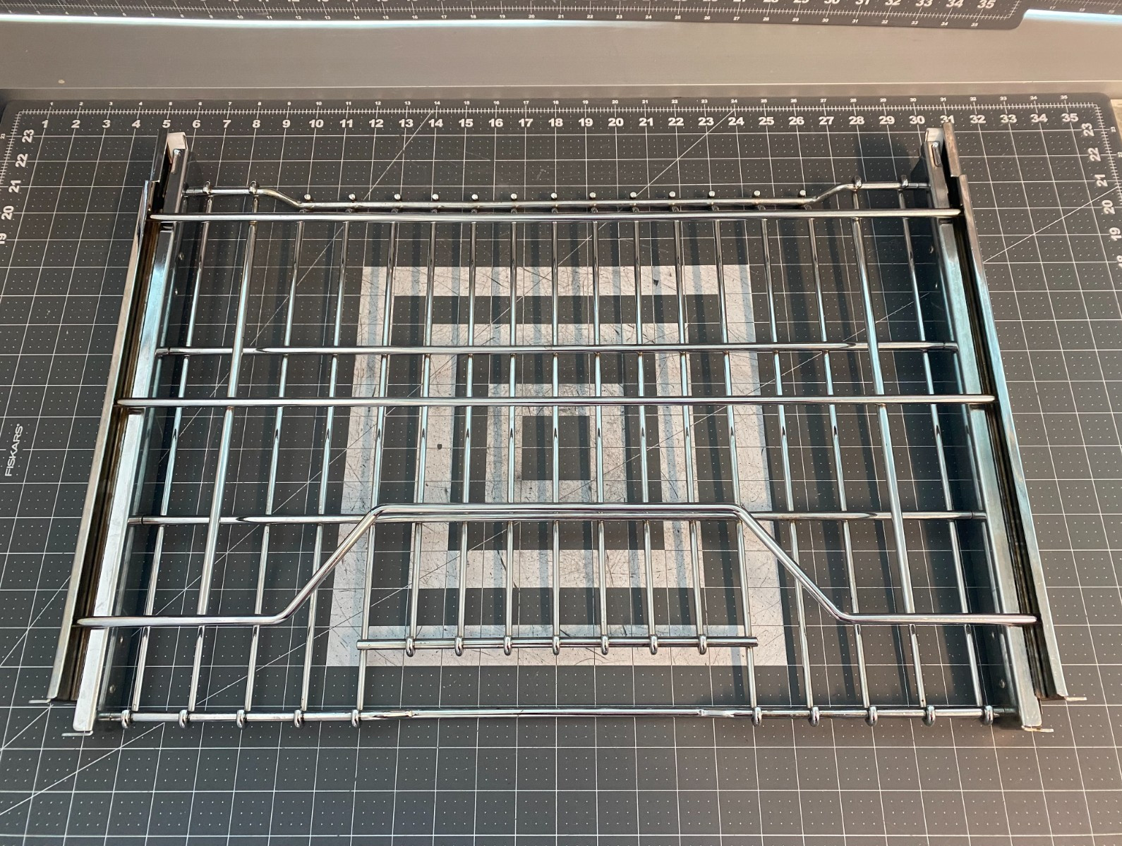 Samsung Built-In Oven Sliding Rack P# DG94-01486A gallery