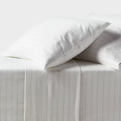 Threshold Ultra Soft Flannel Sheet Set Made in by OEKO-TEX gallery