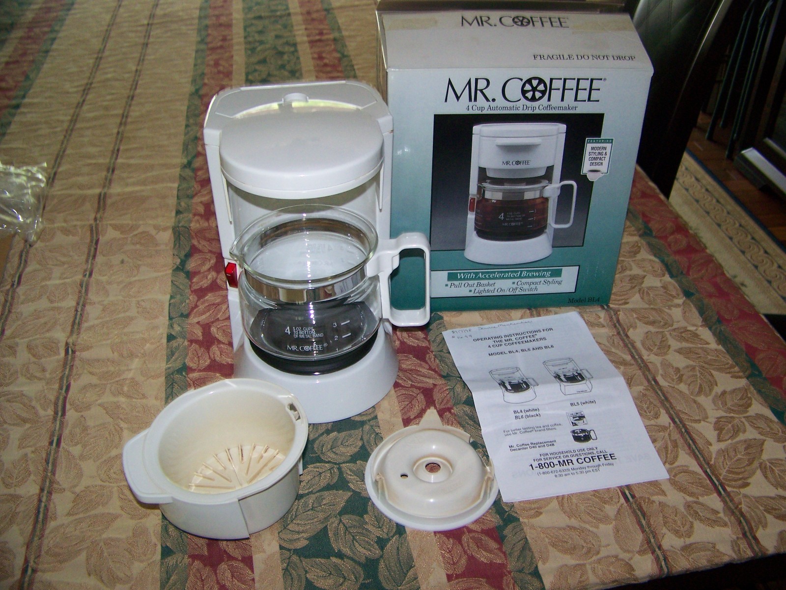Mr Coffee Model BL4 Mini 4 Cup Drip Filter Maker White Vintage 100 filters inc. gallery
