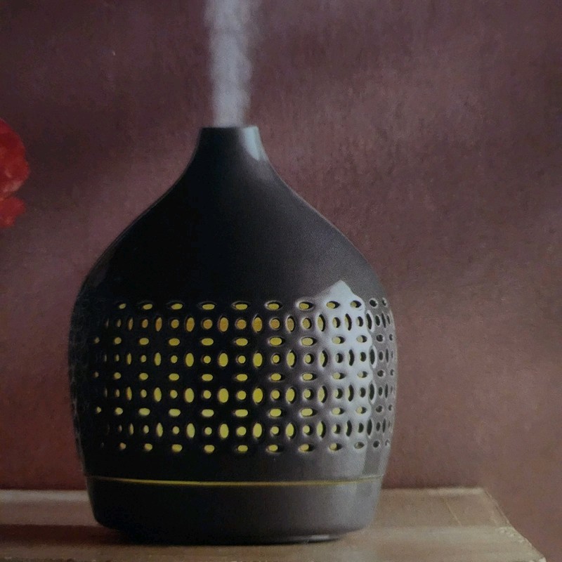 Opalhouse Ultrasonic Essential Oil Diffuser 300ml 2 Mist Modes, 6 Light Setting gallery