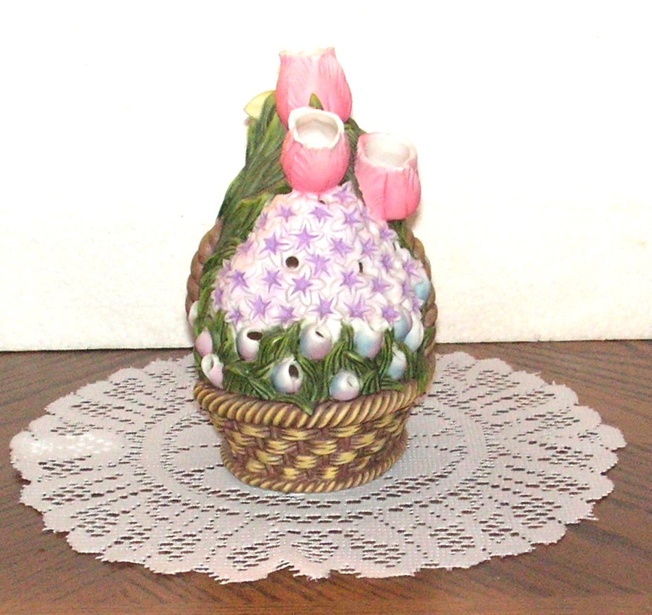 PartyLite Floral Bouquet Tealight Holder P7747 New in Box gallery