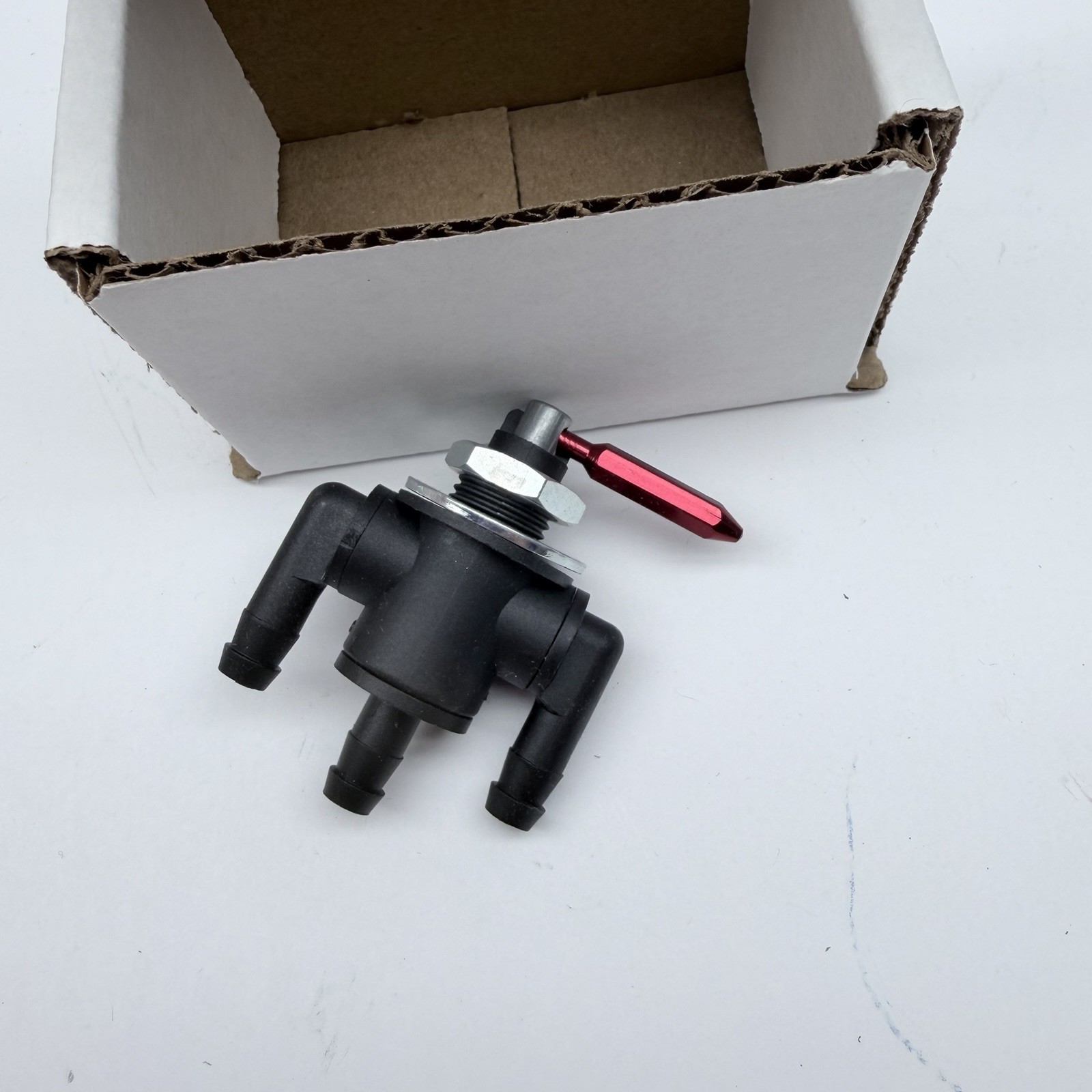 Fuel Tank Selector Valve for Mowers 4172344 gallery