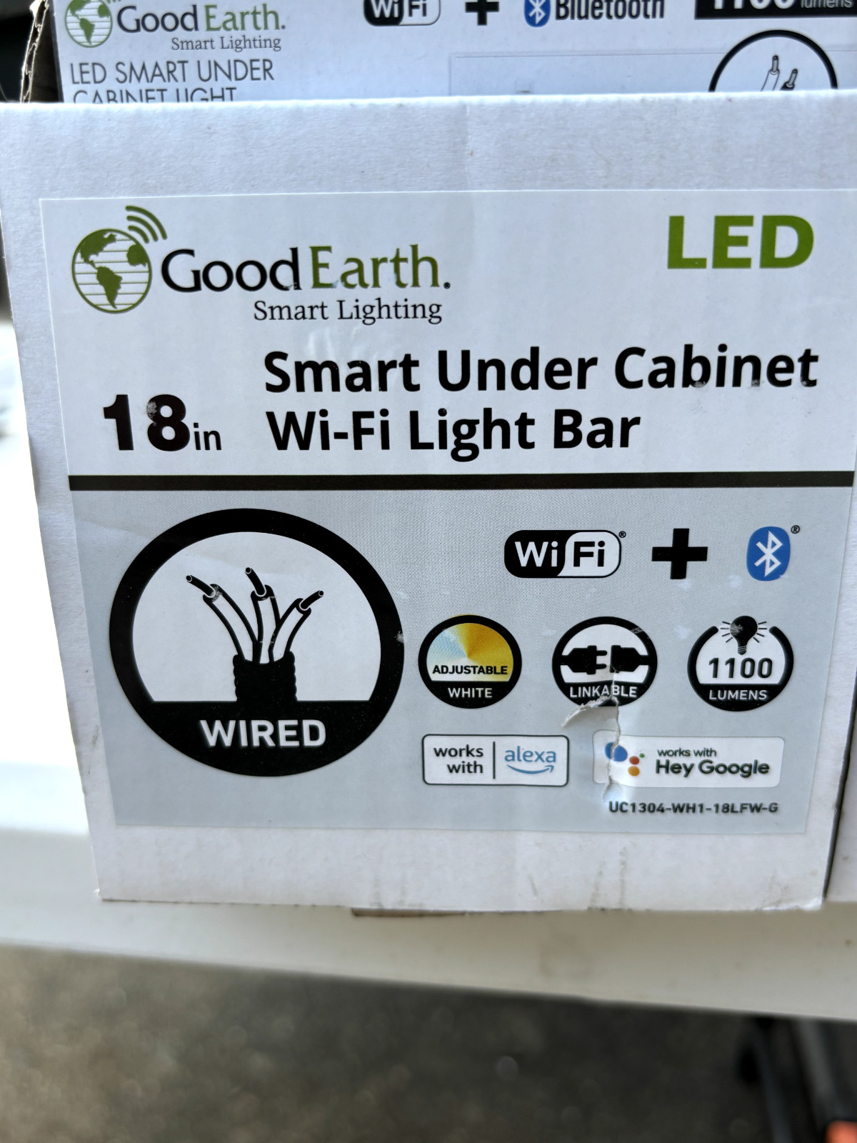 Good Earth 5-Select Color Temp 18-in Smart Hardwired LED Under Cabinet Light gallery