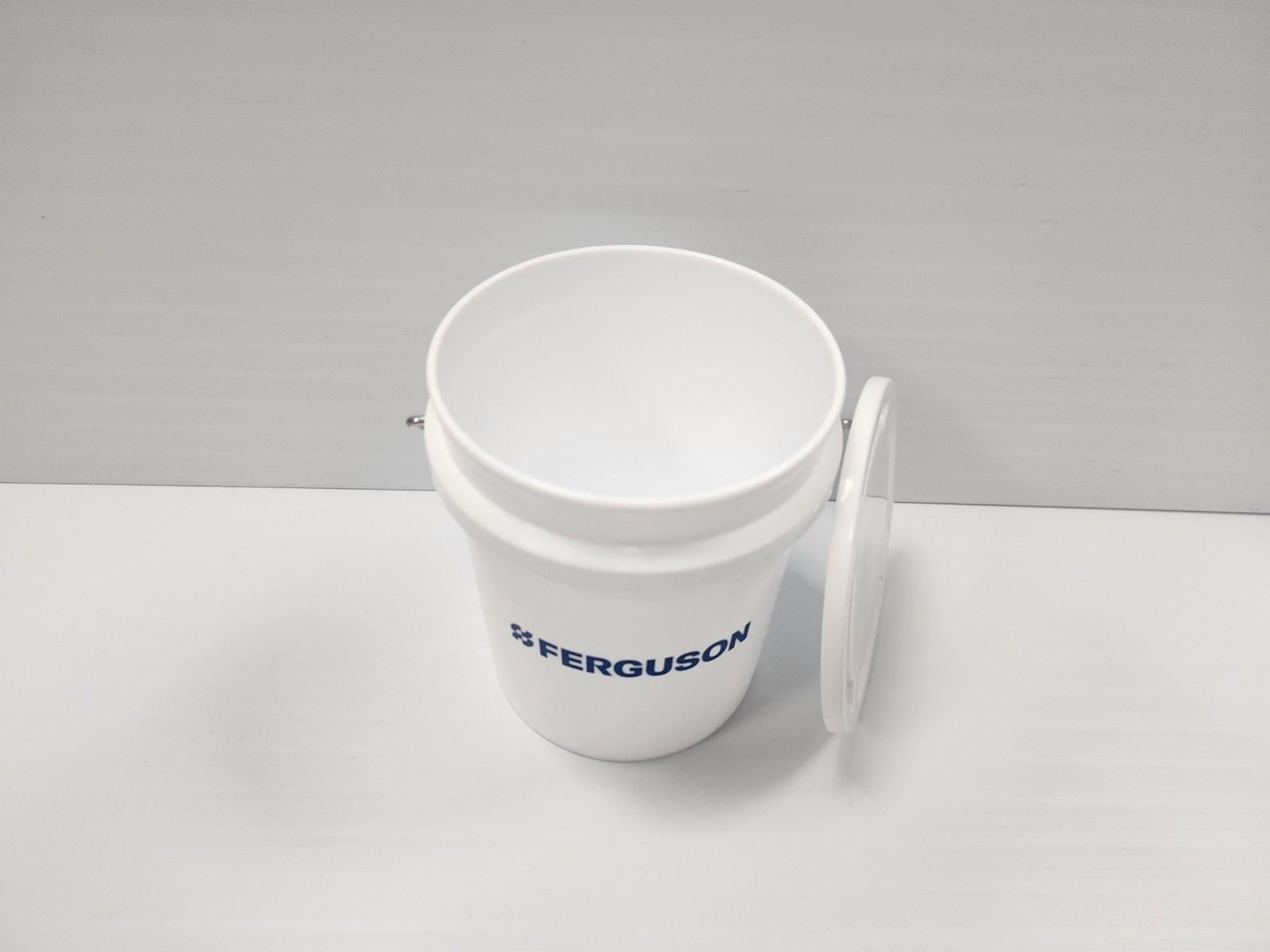 Ferguson Mini Bucket With Lid 4" Tall Fast Shipping gallery