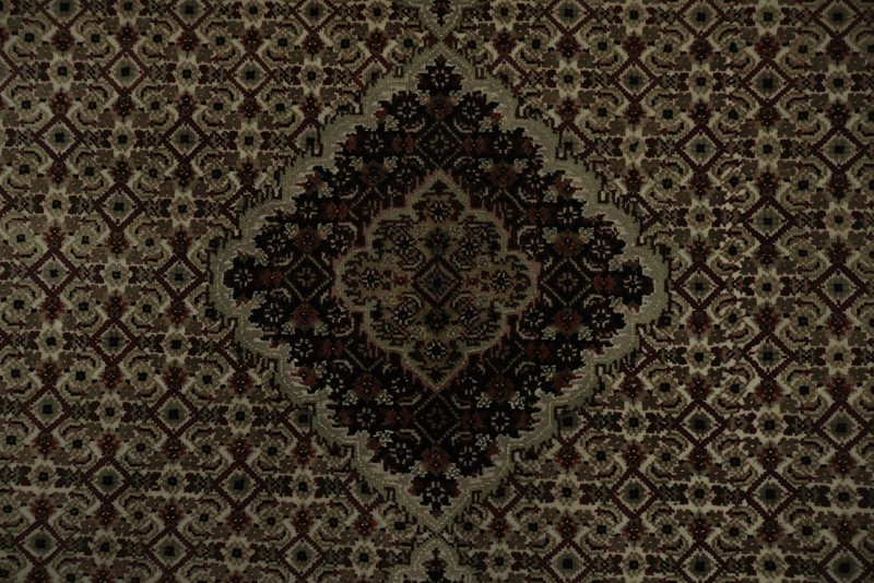 Sophisticated Circular Rug Handmade Wool Geometric Designs Traditional Rug 5x5 gallery
