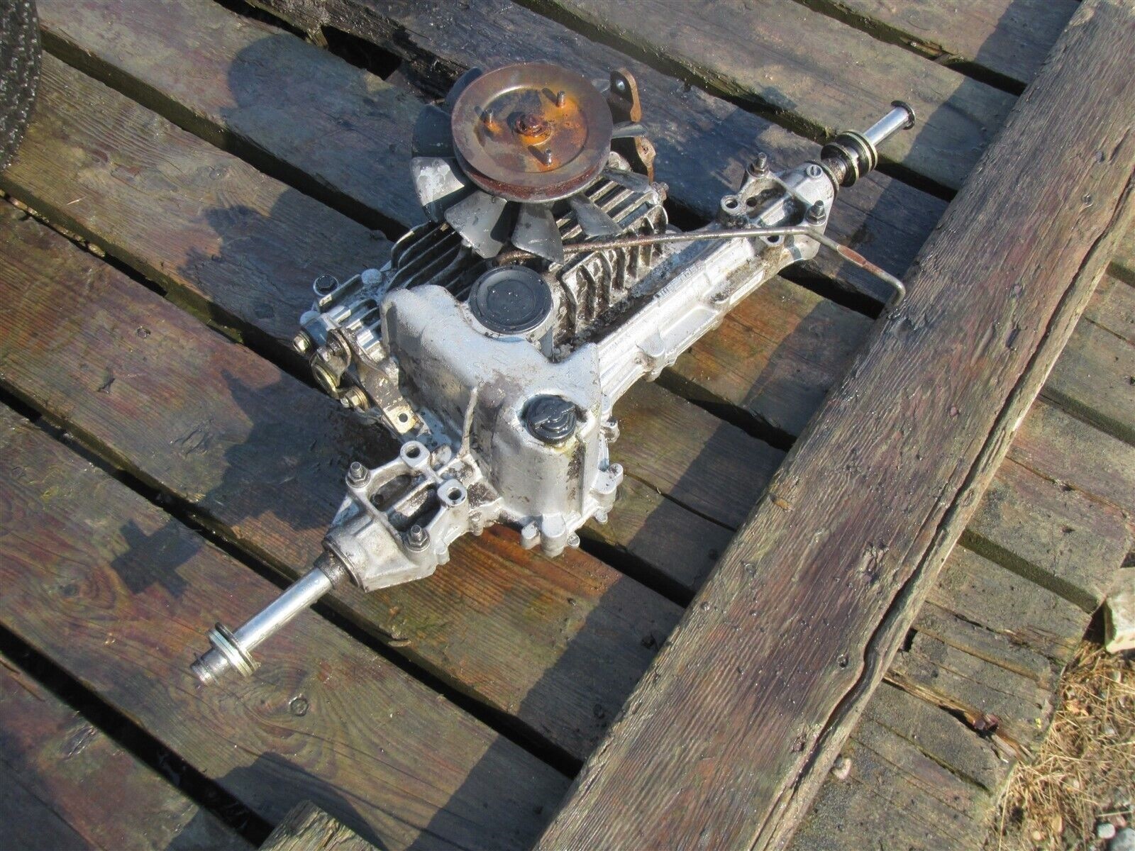 Simplicity Regent 16hp 14hp Mower Tuff Torq K56A Transaxle gallery