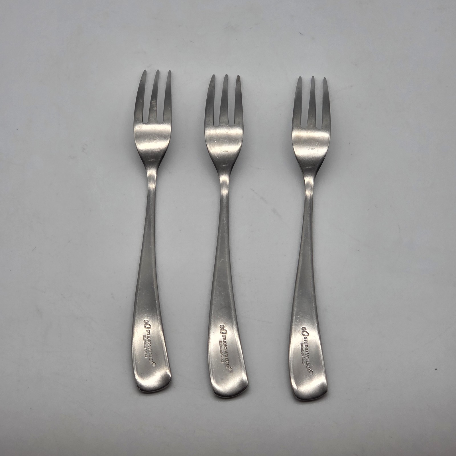 STUDIO WILLIAM Stainless Flatware LARCH SATIN Set Of 3 Dinner Forks gallery