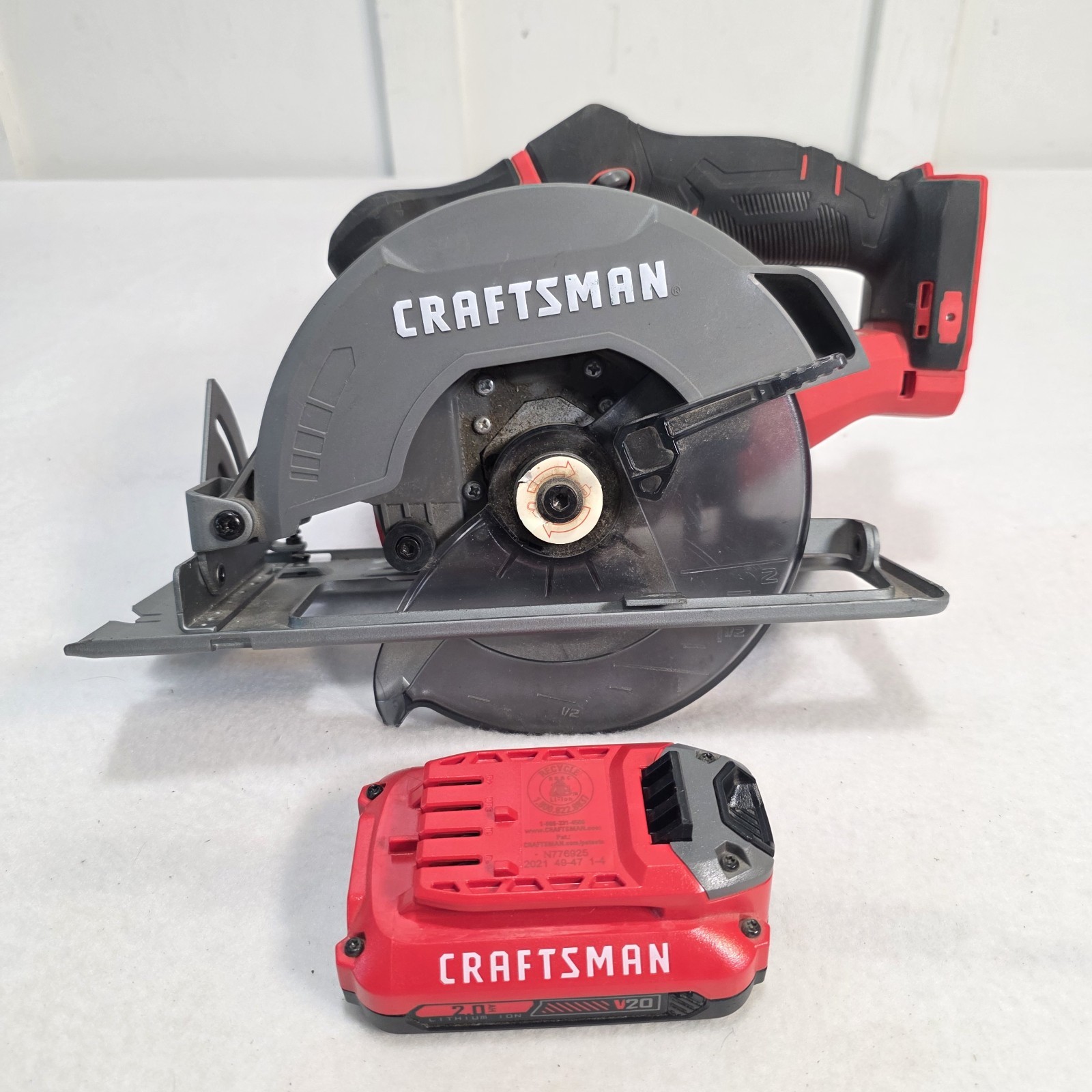Craftsman CMCS500 20v Cordless Circular Saw with 2.0Ah Battery Works gallery