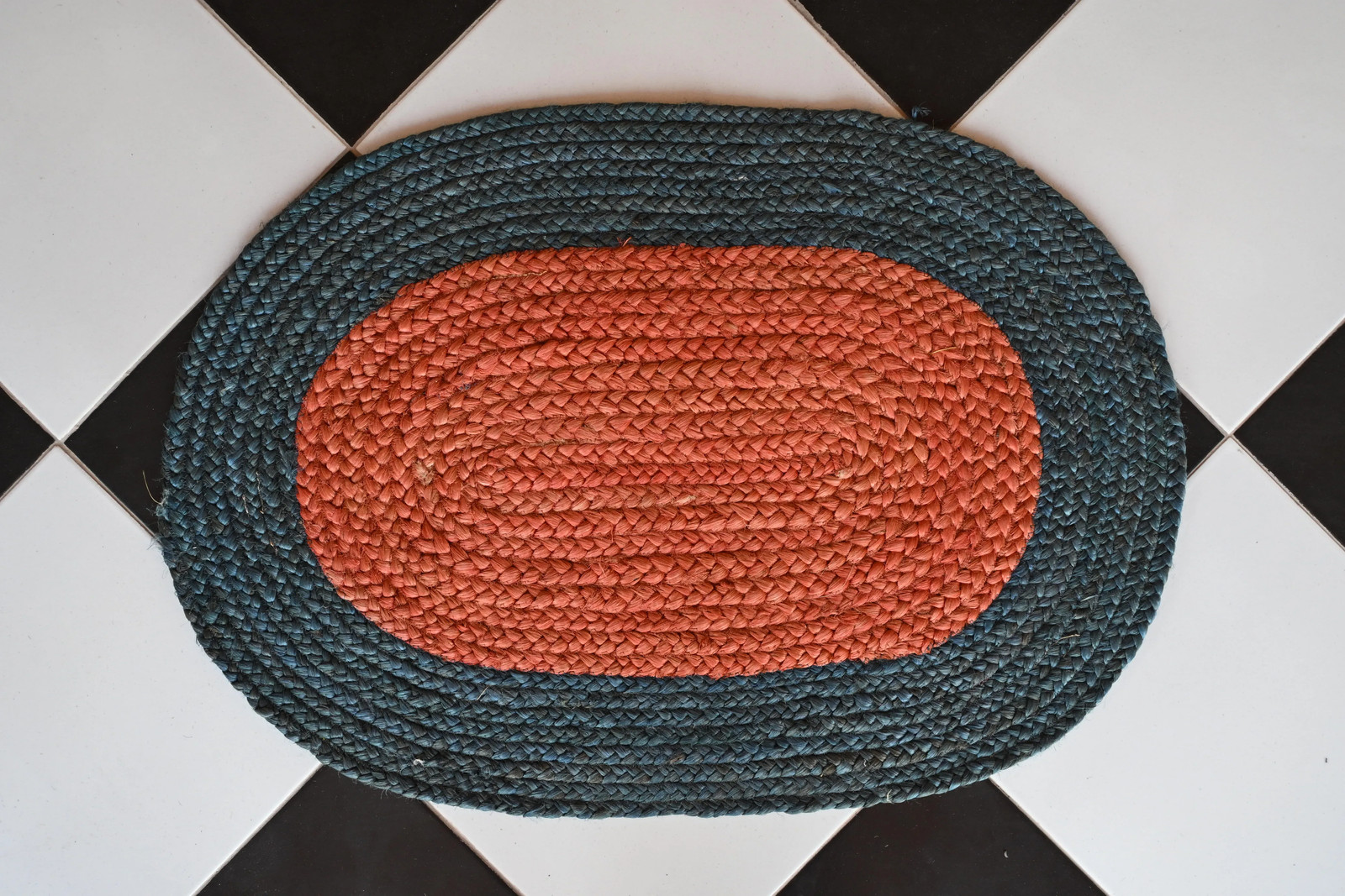 Rugmoda Jute Red & Blue Braided Oval Doormat 1.5x2 ft Entryway Rug gallery
