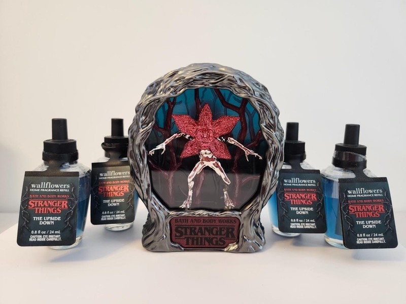 The Upside Down Stranger Things Wallflowers Nightlight Plug Demogorgon 4 Refills gallery