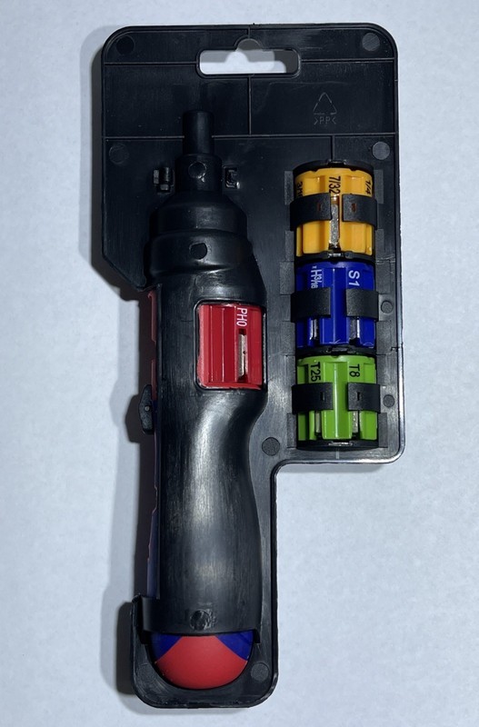 Workpro 24-in-1 Auto-Loading Ratcheting Screwdriver Set W021180 gallery