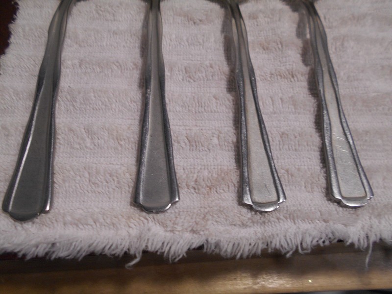 4 Oneida PANORAMA Pattern Stainless Place / Oval Soup Spoons Frosted Glossy 8694 gallery