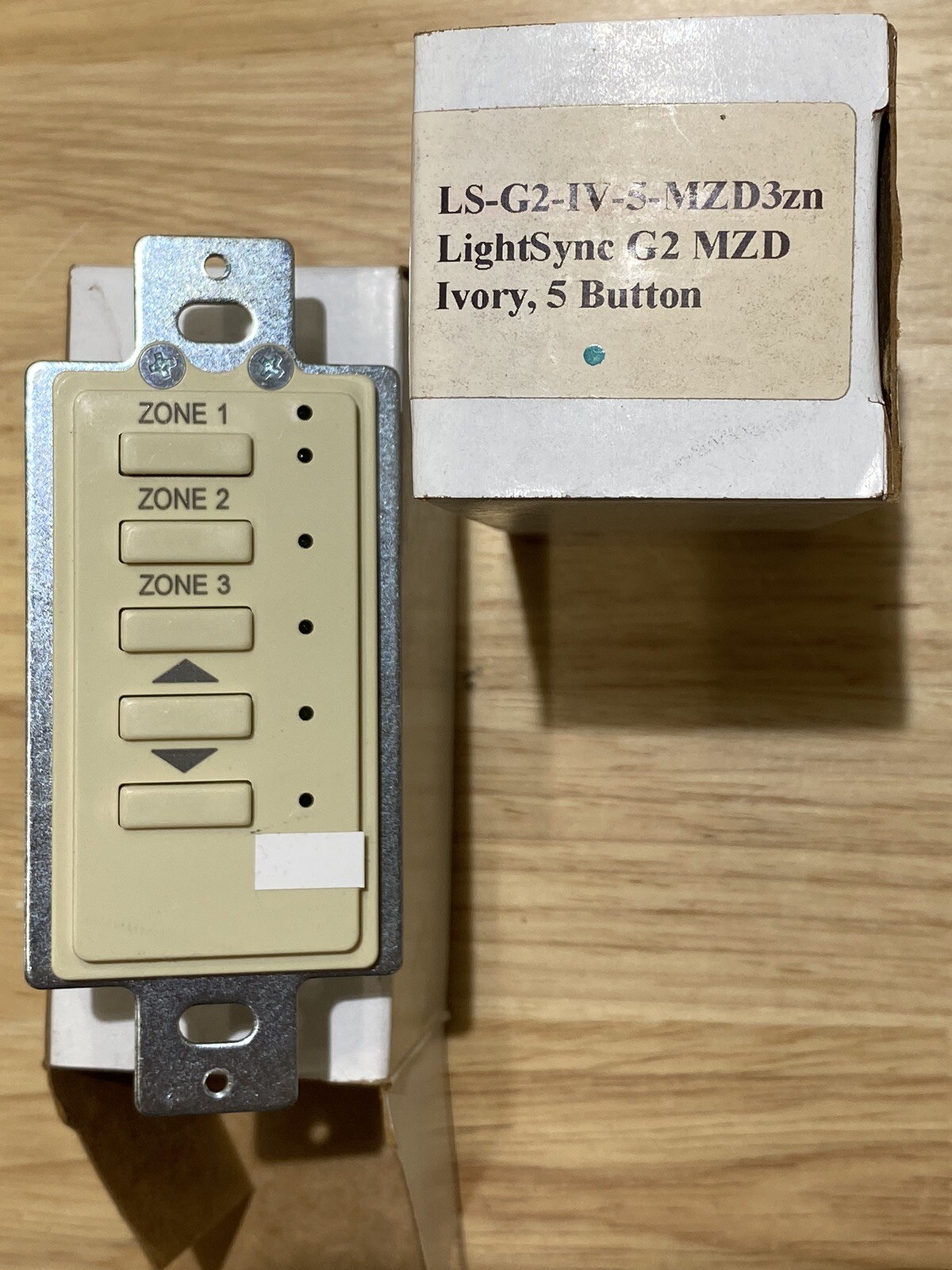 ILC Light Sync Control Devices G2 Ivory 5 Button Push Switch LS-G2-IV-5-MZG3zn  gallery