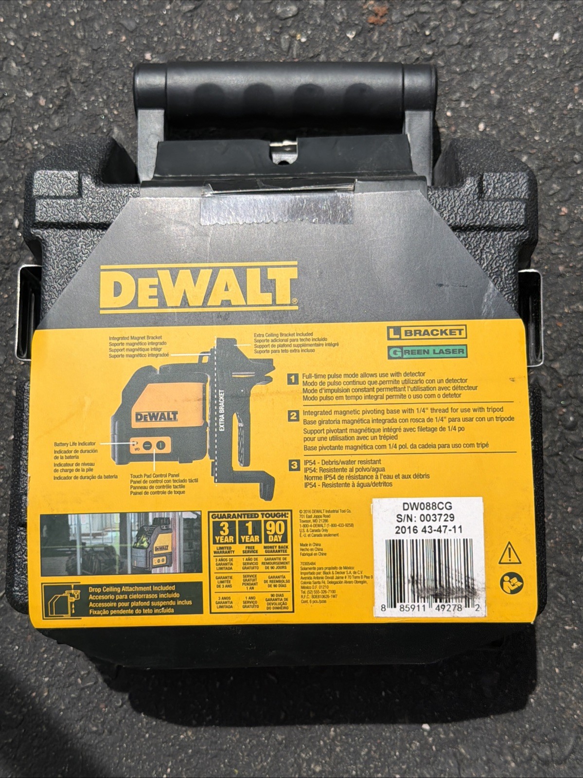 DeWalt DW088CG Self-Leveling Cross Line Laser (30m/100m) -100' - 330'- Brand New gallery